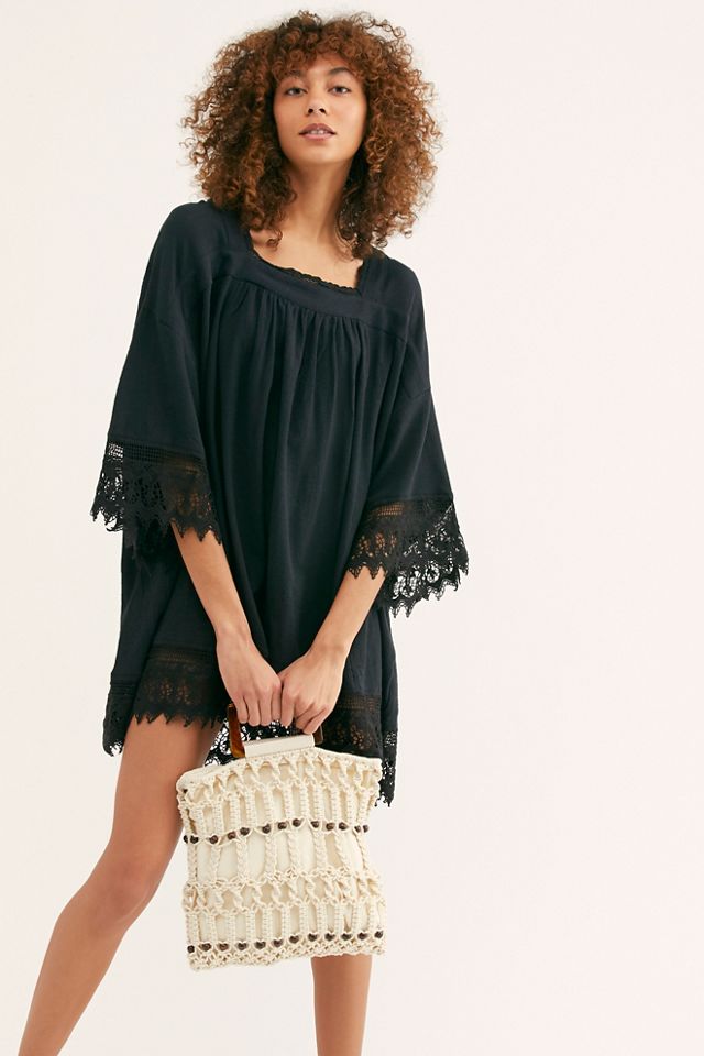 Ava Macrame Clutch