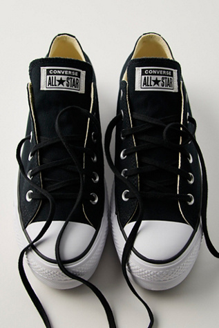 Chuck Taylor All Star Lift Sneakers