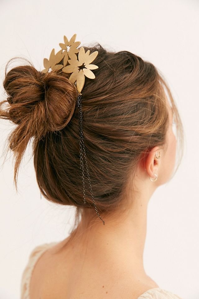 Épingle à chignon avec marguerites et franges Free People FR