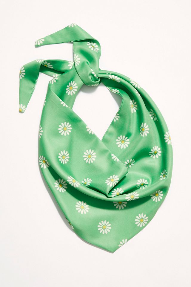 Daisy Print Triangle Bandana #1