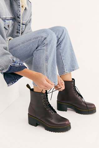 Dr martens shriver on sale boots