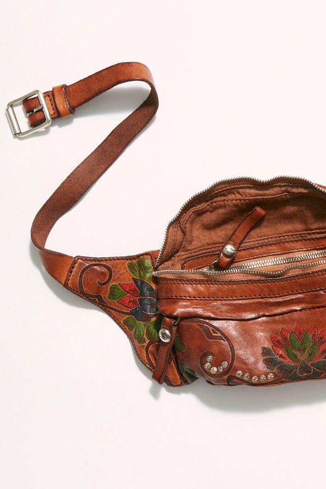 Campomaggi discount fanny pack