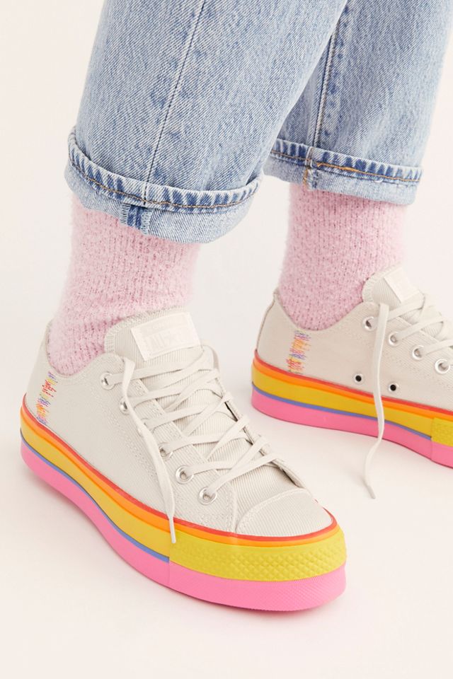 Rainbow chuck cheap taylor converse