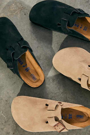 Женские сабо Birkenstock Boston Soft Footbed, цвет: Чёрный замшевый — фото 2