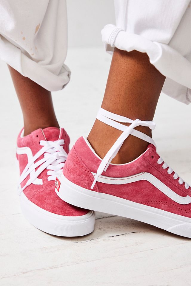 Stratford på Avon dollar protest UA Old Skool Suede Sneakers | Free People