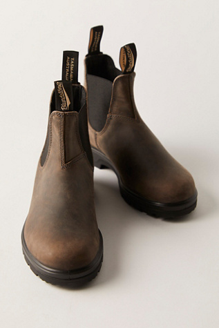 Blundstone Classic 550 Chelsea Boots at Free People in Brown, Size: US 8