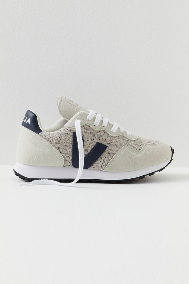 Veja on sale trainers flannels