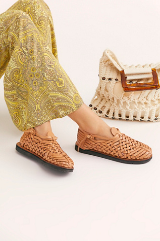 huaraches boots