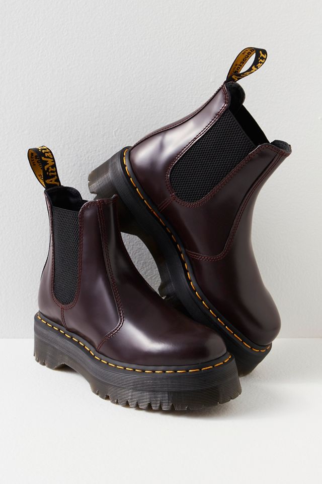 Dr. Martens 2976 Quad Chelsea Boots