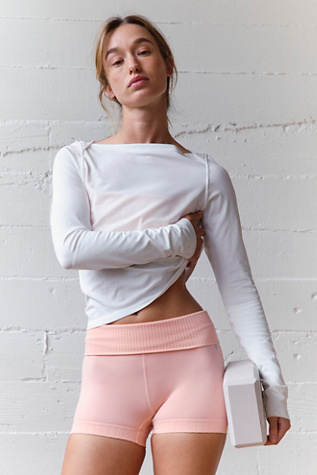 Good Karma Running Shorts - thumbnail 7