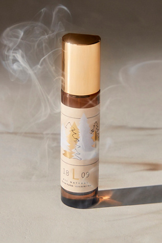 Free People 1809 Collection Lodge All-Natural Fragrance at Free People