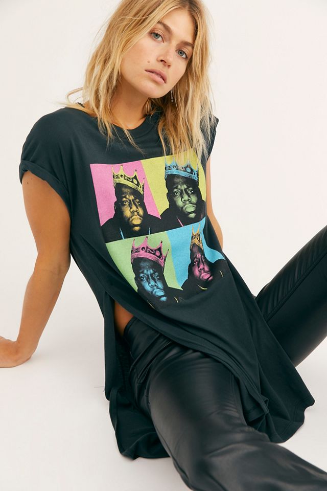 Biggie Slit Hi Lo Tee