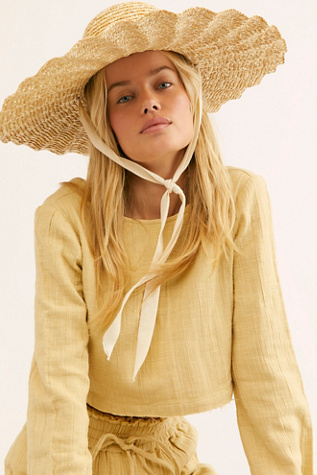 Scalloped Straw Hat