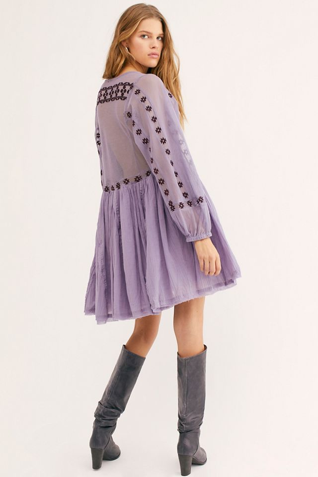 Robe courte brodée Need Me #1