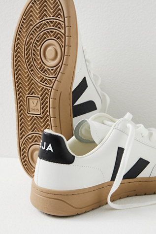 Veja V-12 Sneakers