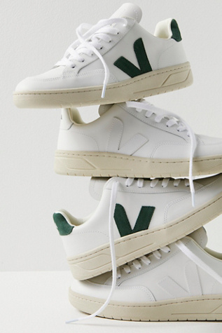 Veja V-12 Sneakers In Extra White