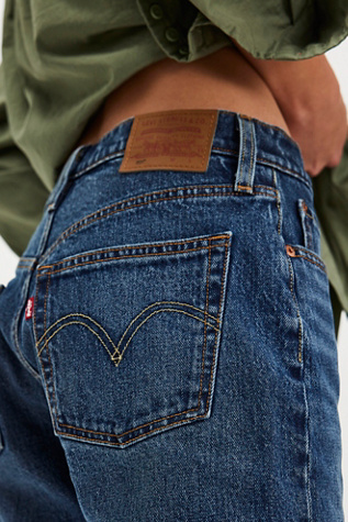 Женские шорты Levi's 501 Mid-Thigh, цвет: Тёмно-синий — фото 4