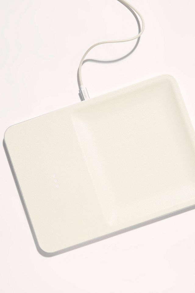 Catch Wireless Multi Charging Dock #1