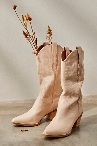 Jeffrey Campbell Dagget Western Boots In Latte