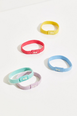 Organic Plastic Free Hair Ties | Free People display picture 3