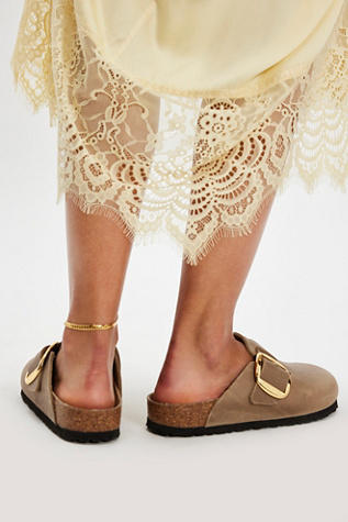Женские сабо Birkenstock Boston Big Buckle, цвет: Бежевый — фото 2