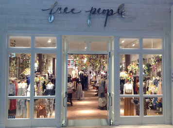 Free People is Offically Open at Dadeland - Racked Miami