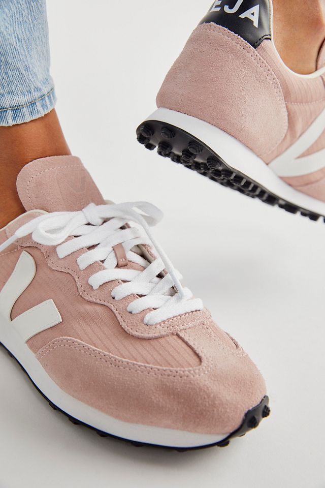 Veja Rio Branco Trainers #1