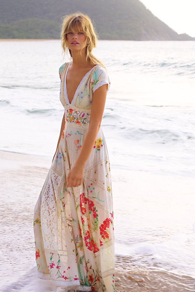 in the flowers maxi dress free people Feeling Groovy floral print Hibiscus Heaven Maxi Dress |