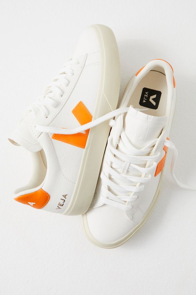 Veja campo outlet white