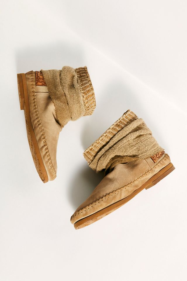 Moonstone mocc boots clearance