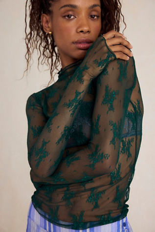 Lady Lux Layering Top product page