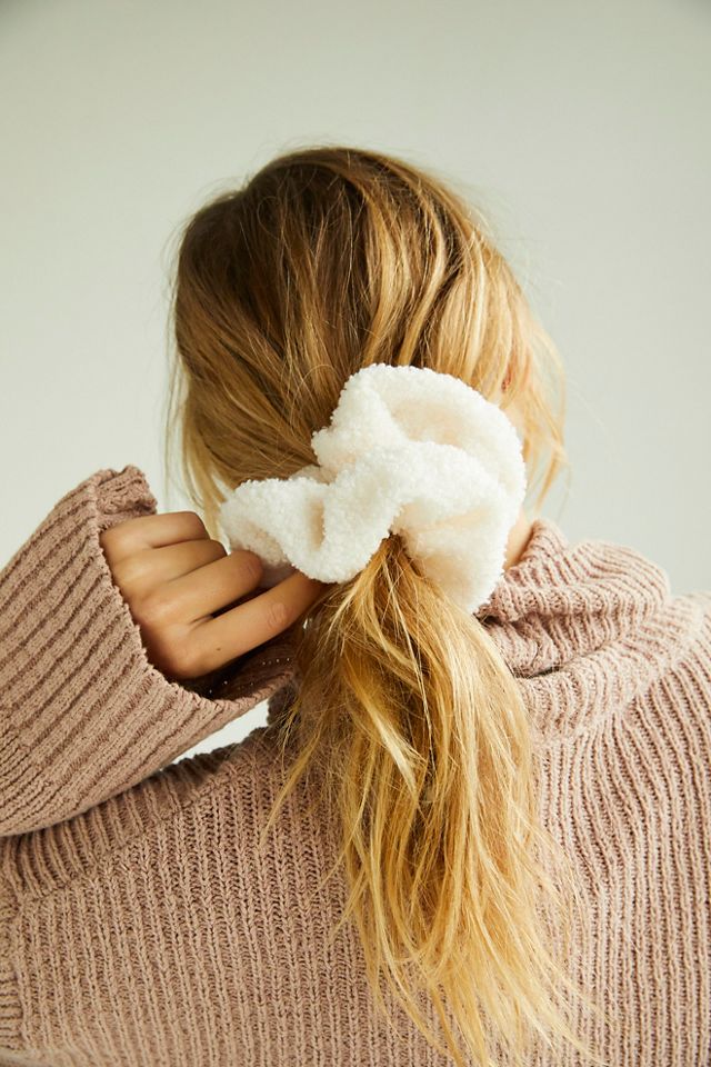 Teddy Super Scrunchie