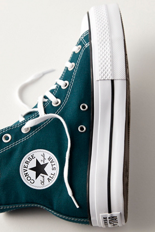 Chuck Taylor All Star Lift Hi-Top Trainer