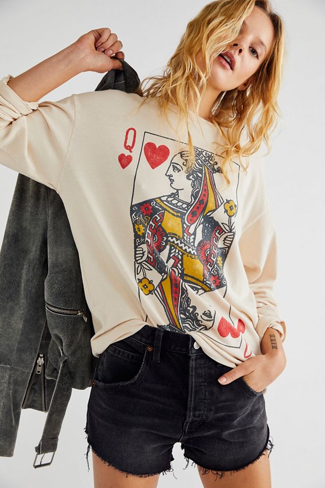 Queen of hearts on sale sweatshirt