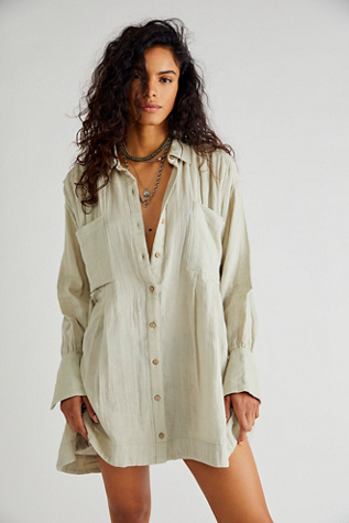 The Voyager Shirtdress product page