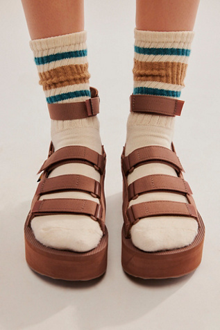 Teva Flatform Mevia Sandals product page