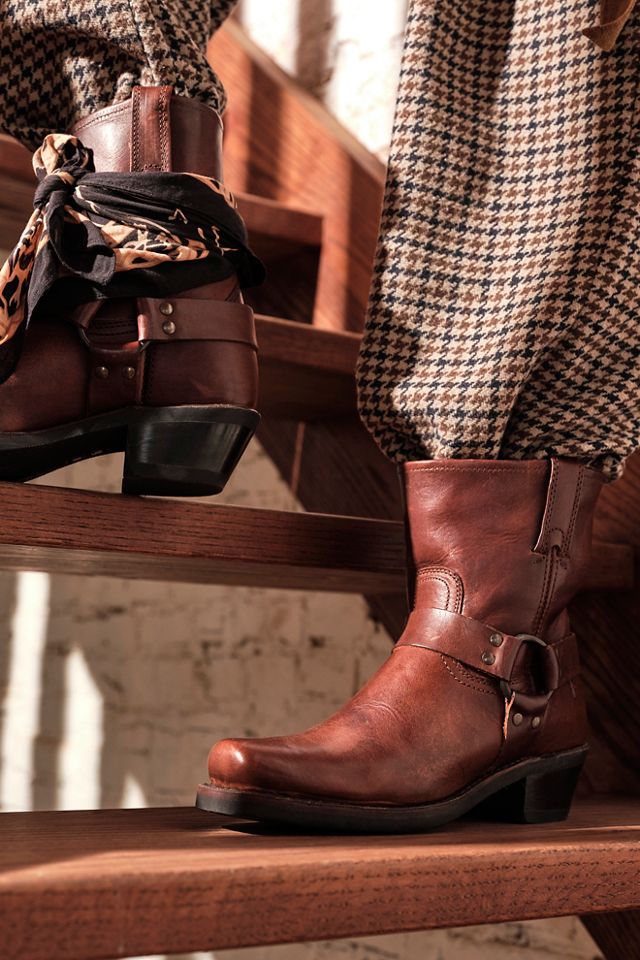 Frye 8r online