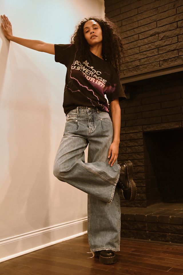 AC/DC Lighting Tee #2