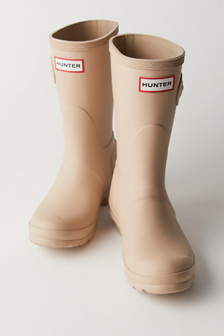 Hunter Short Wellies at Free People in Scots Bark, Size: US 9