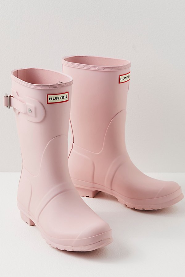 Hunter Short Wellies In Faded Rose