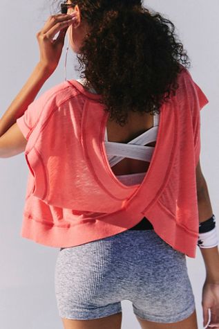 Anthropologie - fp movement free people イエロー　tシャツ Women's Activewear + Workout Tees | FP Movement
