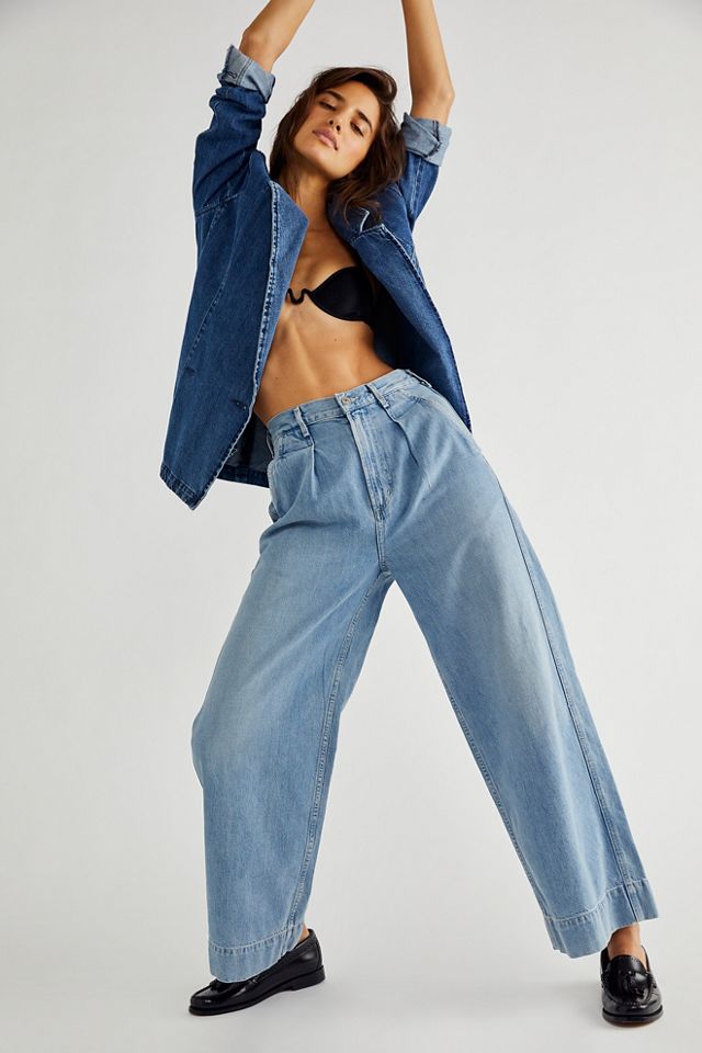 Pleated wide outlet leg jeans