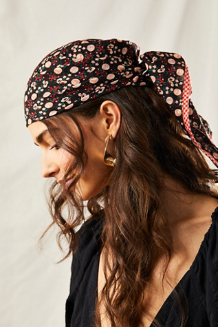 Anna Sui Butterfly Meadows Quilted Bucket Hat- Free People Anna Sui | Accessories | Anna Sui Butterfly Meadows Quilted  main image 4