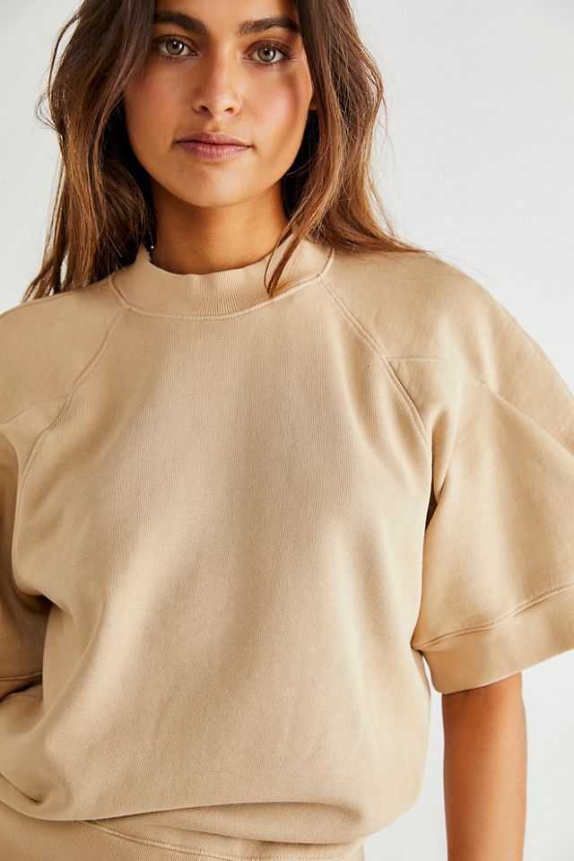 The Round Shoulder Sweatshirt