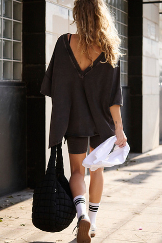 Hot Shot Reversible Set par FP Movement en Noir, pour femme chez Free People