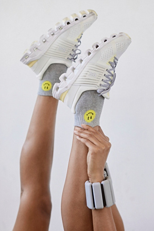 Movement Smiling Buti Ankle Socks