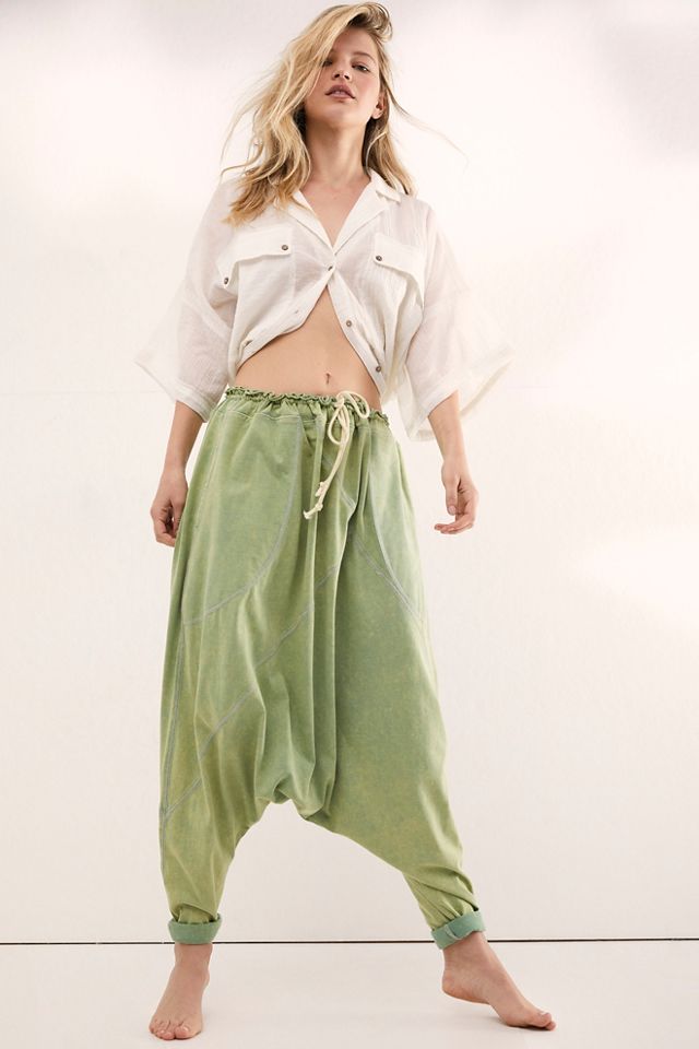 Be Linspired: How to Style Harem Pants