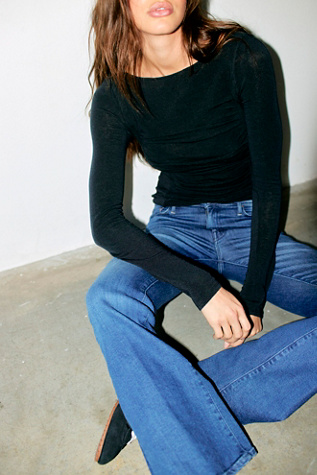 MOTHER The Weekender Jeans