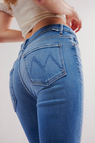 MOTHER The Weekender Jeans