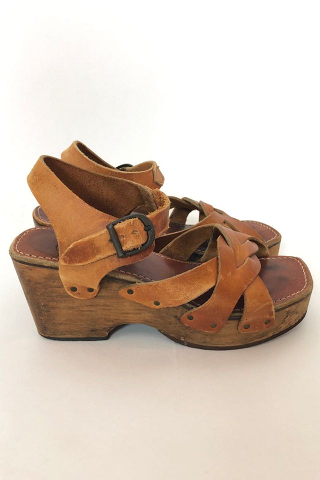 sandals from the 70s